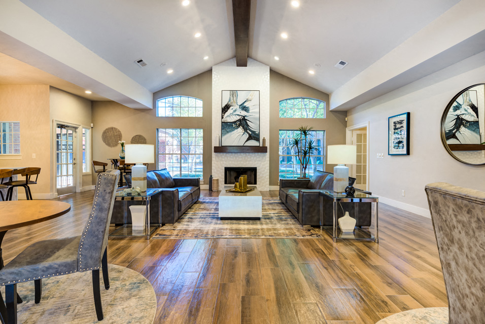 The Quarry Alamo Heights Apartments, 340 Treeline Park, San Antonio, TX